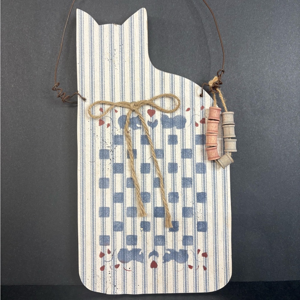Striped Wooden Cat Wall Hanging with Blue Stencil Checkered Print Sign Bow 1992